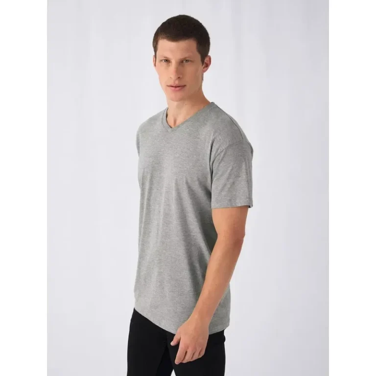 CHINEE-Customizable-Exact-V-Neck-T-Shirt-for-Merchandising-Premium-Promotional-T-Shirts