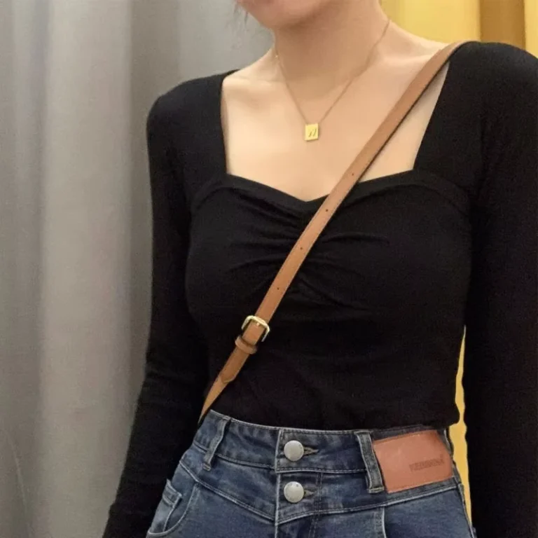 CHINEE-Long-sleeved-Casual-Womens-T-shirt-Korean-Style-Square-Collar-Sexy-Revealing-Slim-Fit-Cotton-Spandex-Base-Shirt-Top