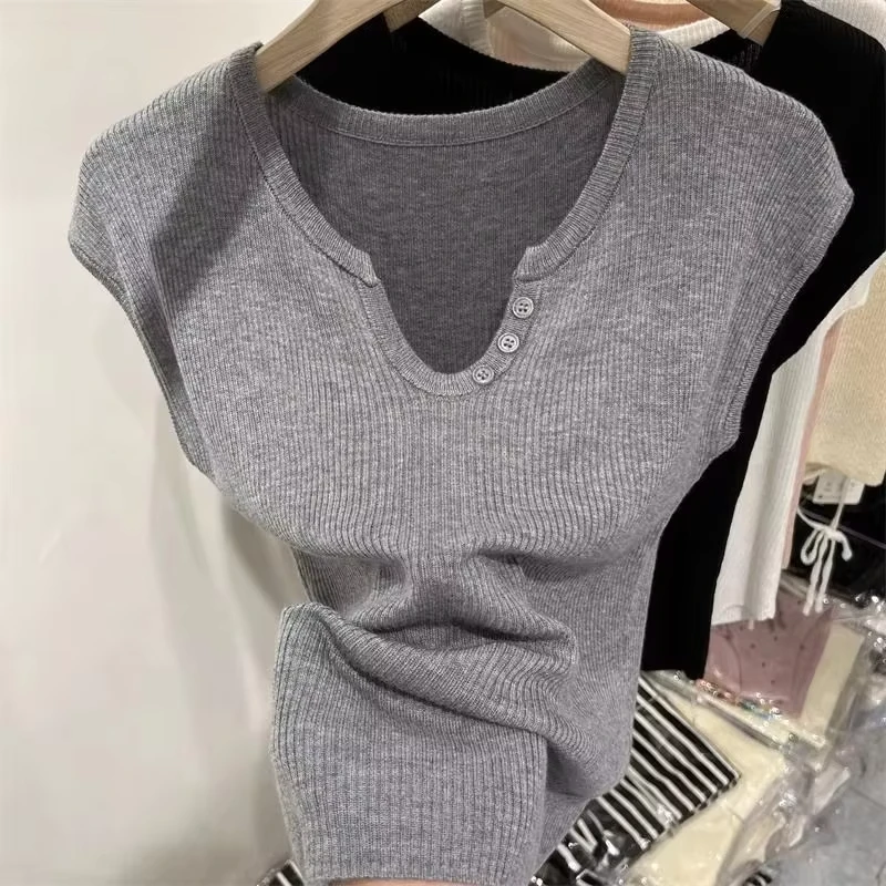 CHINEE-Sleeveless-V-Neck-Knitted-Mens-T-Shirt-Solid-Gray-Slim-Fit-Casual-Wear