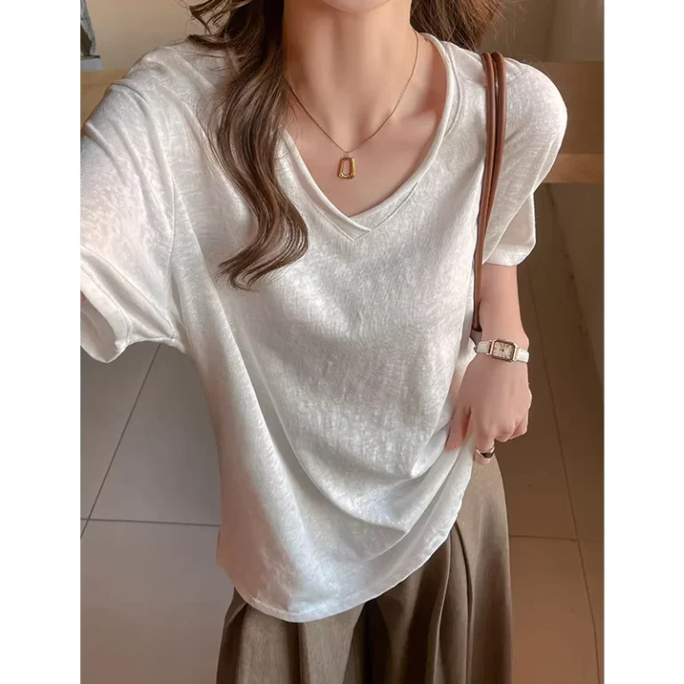 CHINEE-Summer-V-neck-Cotton-polyester-Relaxed-fit-Mid-length-Drop-shoulder-Short-sleeve-No-iron-T-shirt-Women-Korean-style-Versatile