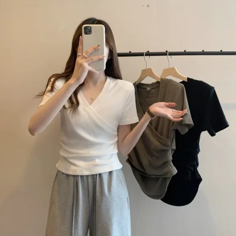 CHINEE-V-Neck-Fashion-Design-Slim-Fit-Lady-t-Shirts-OC720