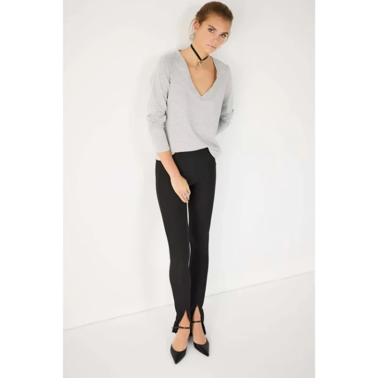 CHINEE-V-Neck-Long-Sleeve-Shiny-T-shirt
