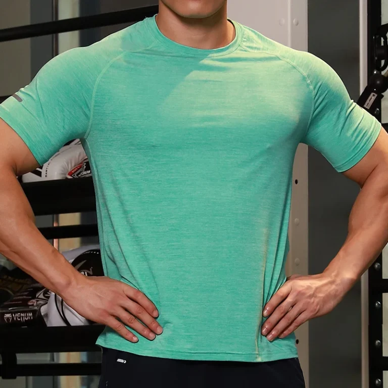 Custom-Mens-Polyester-Fitness-Shirts-Reflective-Strip-Muscle-Bodybuilding-Mens-Gym-Fast-Dry-t-Shirt