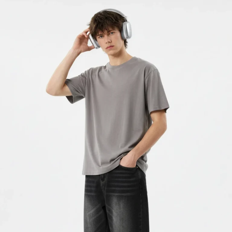 Low-MOQ-OEM-230-Grams-100-Cotton-Blank-Plain-Womens-T-Shirts-Mens-T-shirts-Regular-Fit-T-Shirts