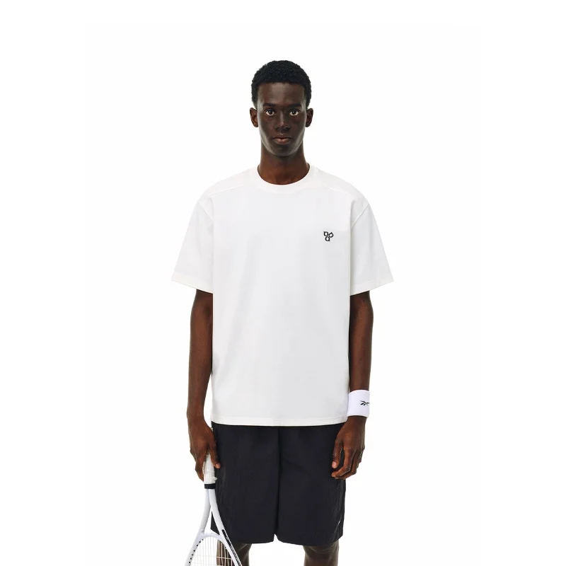 Quick-drying-Antibacterial-Anti-Mite-240-Grams-Solid-Sporty-Oversized-Short-Sleeve-T-Shirt-with-Round-Neck-for-Versatile-Wear