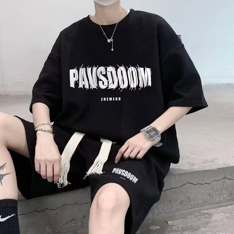 Short-sleeved-Casual-Knitted-T-shirt-Set-for-Men-Summer-Print-Slim-fit-Plus-Size-Sports-Two-piece-Set-1